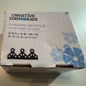 Creative Memories Pyramid Keyhole Border Maker Cartridge BMC NIB